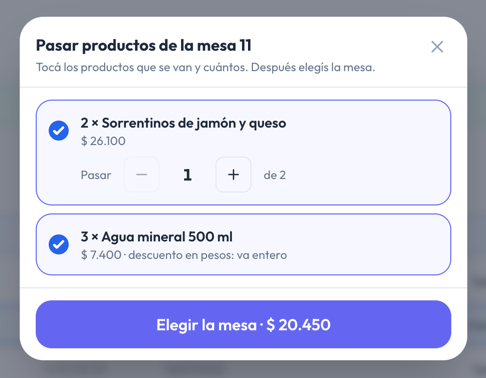 Pasar productos de la mesa 11: un sorrentino de dos, y las tres aguas, que van enteras por tener descuento en pesos
